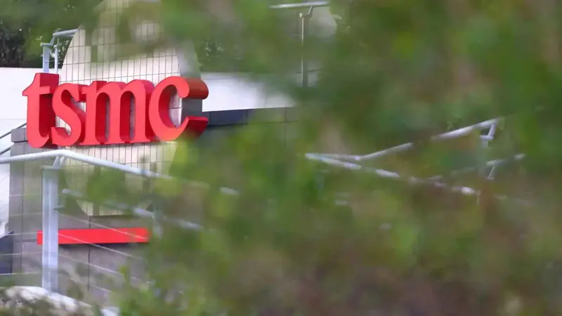 بلومبرغ: «TSMC» التايوانية تدرس بناء مصنع للرقائق المتطورة بالإمارات