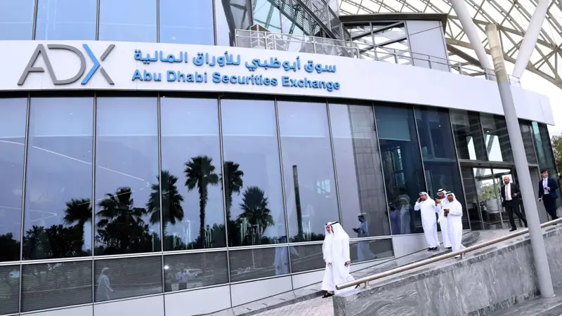 «الإمارات لتعليم قيادة السيارات» تستحوذ على 22.5% في «مواصلات القابضة»