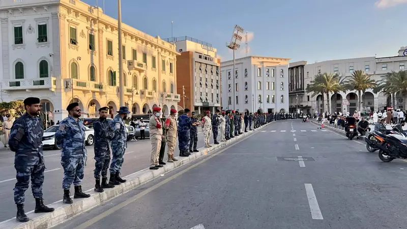تلويح بـ«القوة القاهرة» على حقول النفط.. كيف يهدد الاقتصاد الليبي؟