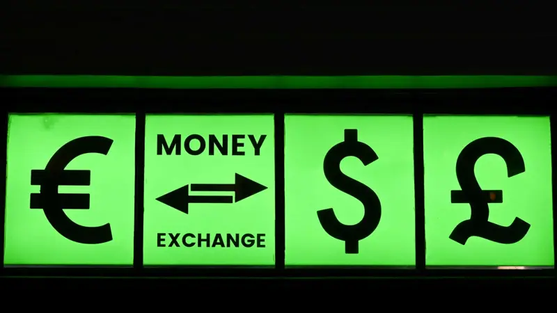التحليل الفني: زوج عملات EUR/USD يعود الى الهيكلية الهابطة
