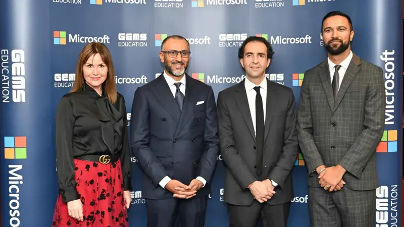 تعاون «جيمس للتعليم» و«مايكروسوفت» لتعزيز الذكاء الاصطناعي في المدارس