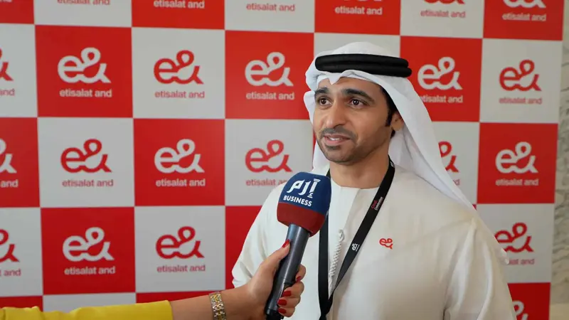 «إي آند» تستثمر الذكاء الاصطناعي لتسريع الأعمال ودفع الاقتصاد الرقمي