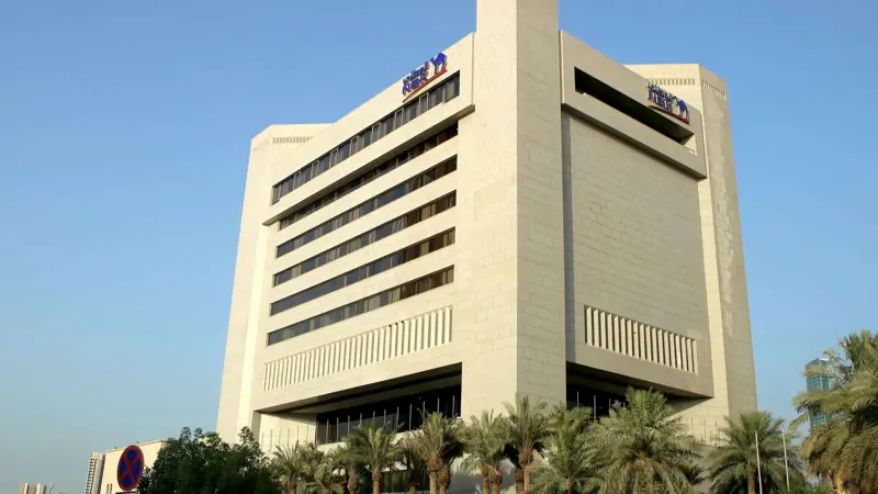 «الكويت الوطني» يُنجز إصدار سندات بـ800 مليون دولار وسط طلب قوي