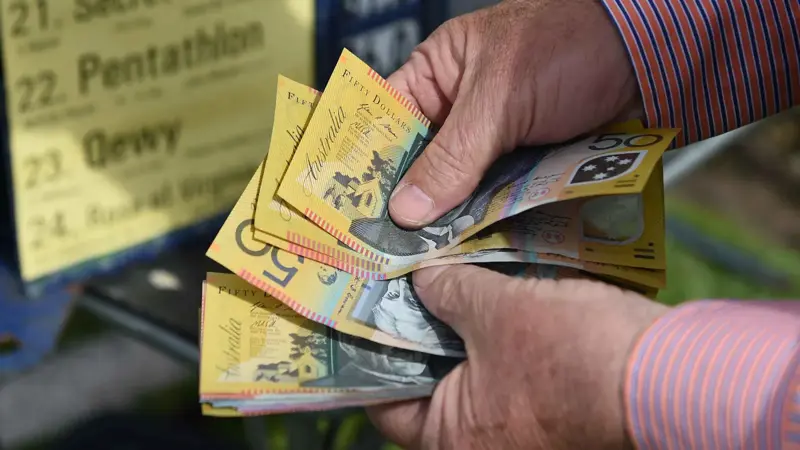 التحليل الفني: زوج AUD/USD يختبر منطقة العرض ويبعث إشارة حاسمة