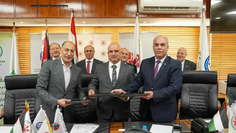 اتفاقية أردنية مصرية بـ22 مليون دولار لتخزين الغاز المسال في العقبة