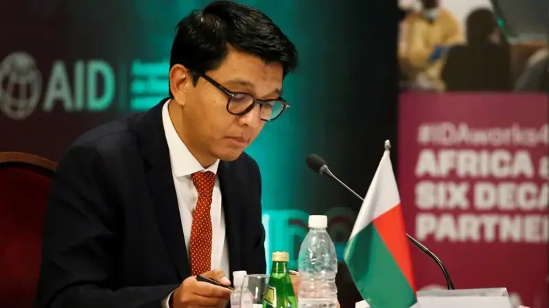 أحكام بالسجن بحق 6 أشخاص أدينوا بتهمة التآمر لقتل رئيس مدغشقر