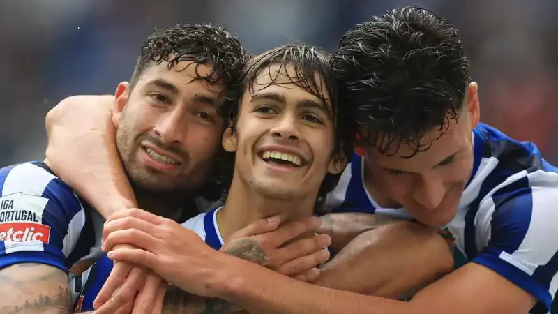 الاتحاد السعودي يفرط في جوهرة بورتو