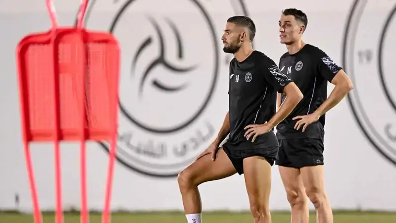 لا يوجد لاعبين.. أزمة كبيرة في تدريبات الشباب السعودي