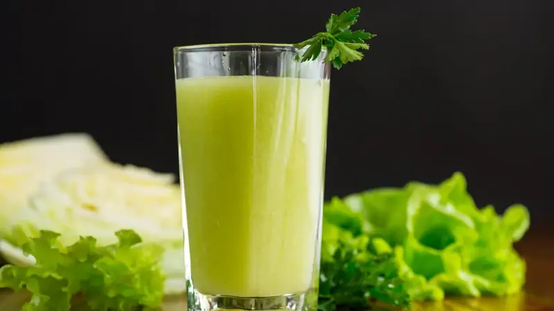 غسول الفم قد يسبب السرطان.. وهذا العصير الطبيعي هو الحل 
