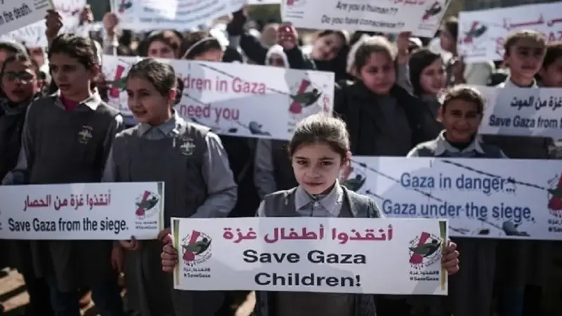 البنك الدولي يحذر من انهيار كامل لاقتصاد قطاع غزة