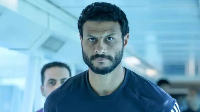 بعد وفاة والده.. موقف محمد الشناوي من مباراة الأهلي وغزل المحلة