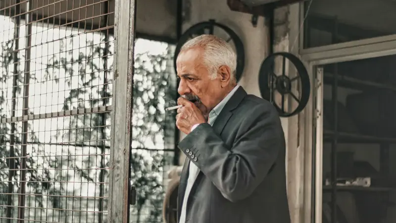 أيمن زيدان: الفن والسياسة "عدوّان"