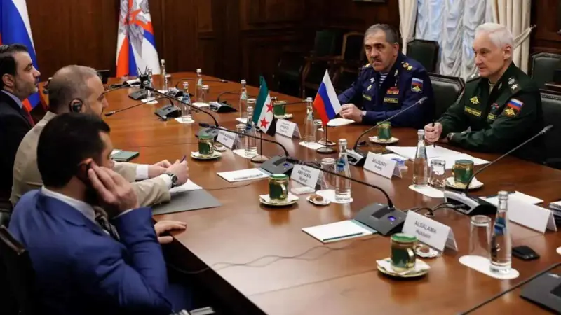 وزيرا الدفاع الروسي والسوري يبحثان التعاون والأوضاع في الشرق الأوسط