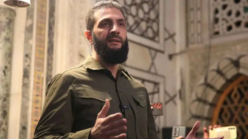 "ناشيونال إنترست": الإدارة السورية الجديدة تقود البلاد بـ"قوة وهشاشة معاً"