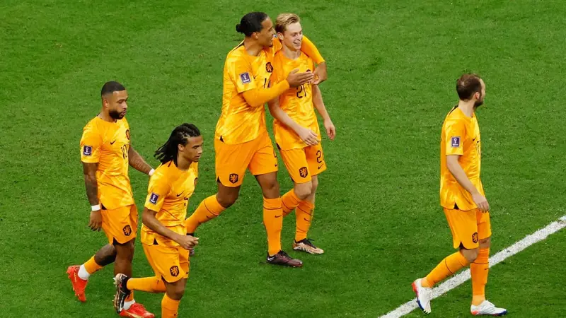 الموعد والقنوات الناقلة والتشكيل المتوقع لمباراة هولندا ضد أمريكا في كأس العالم