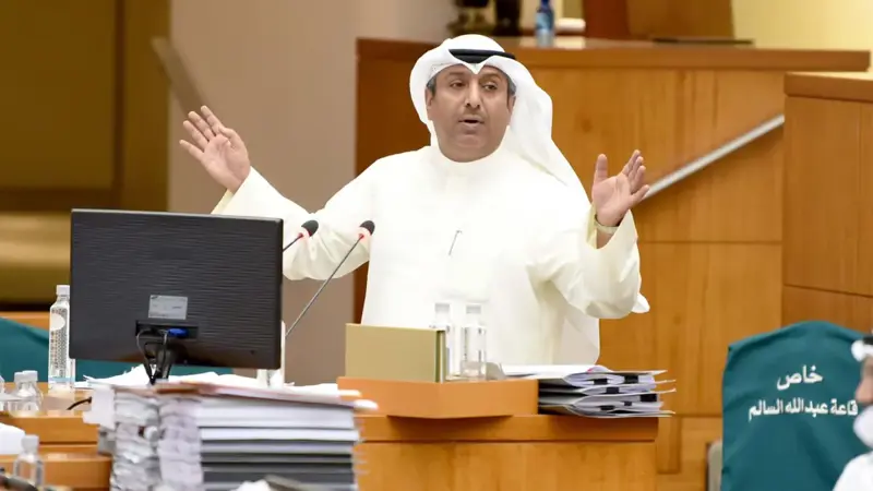 من هو الدكتور بدر الملا وزير النفط الكويتي الجديد؟
