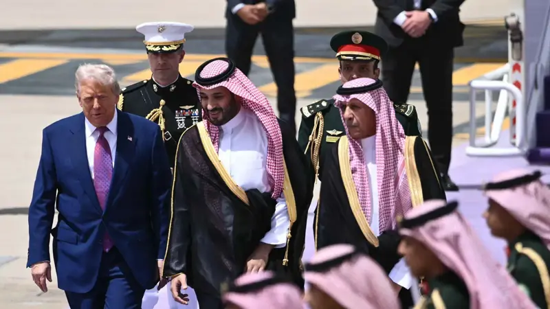 محمد بن سلمان وترامب يعقدان مباحثات ثنائية في الرياض