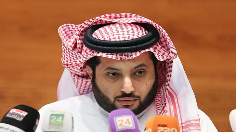 تركي آل الشيخ يصرف 3 ملايين ريال لنادي الشباب السعودي لتسديد مستحقات باتشيكو
