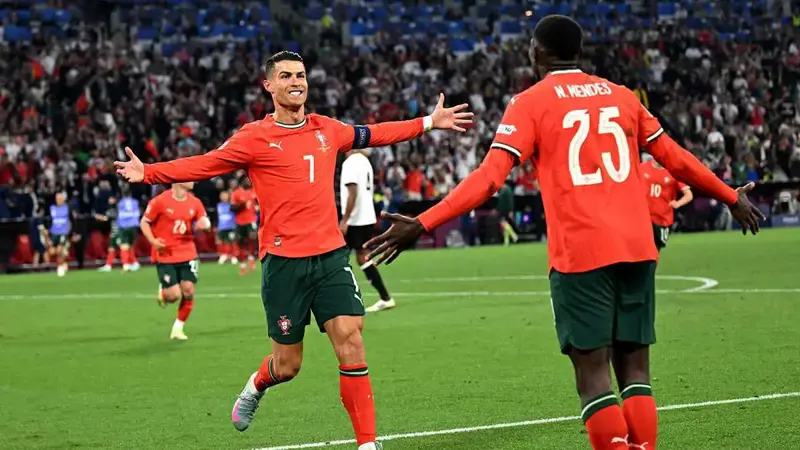 رونالدو ويامال بنهائي دوري الأمم.. مواعيد مباريات اليوم الأحد والقنوات الناقلة