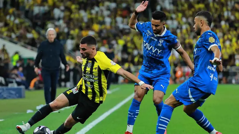 جماهيرية الاتحاد أكثر من الهلال.. تعليق مثير بعد الفوز على الفيحاء (فيديو)