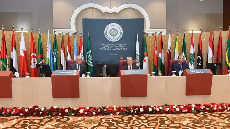 قبل يومين من عقدها.. وزراء الخارجية العرب يقرون جدول أعمال قمة الجزائر

