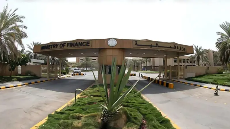 المالية السعودية تنفي إجراء تعديلات على رسوم الوافدين ومرافقيهم