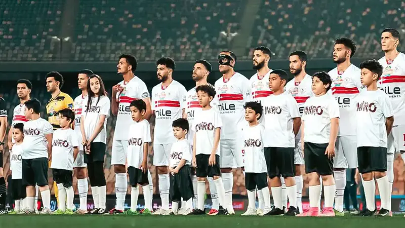 مفاجأة مدوية.. هل يضم الزمالك 3 "أهلاوية" دفعة واحدة؟