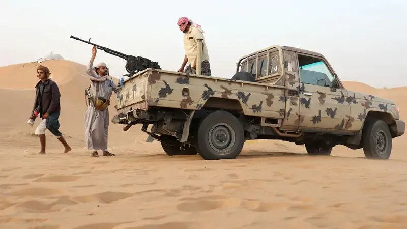 الحوثيون يتقدمون في الجوف والقوات الحكومية تتصدى لهجماتهم بمأرب