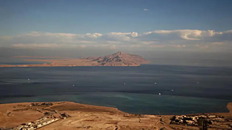 لضمان حرية الملاحة.. كاميرات تحل مكان قوات حفظ السلام في مضيق تيران