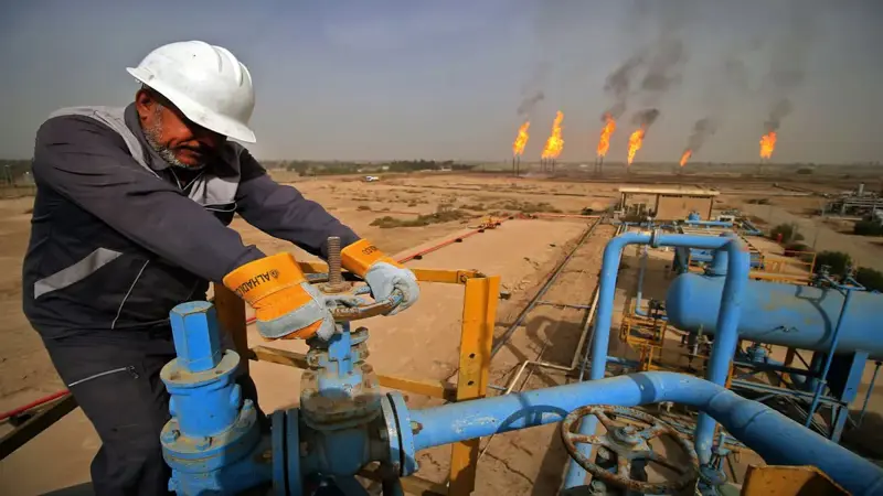 تدخل القضاء والانسداد السياسي يؤججان معركة النفط بين بغداد وأربيل