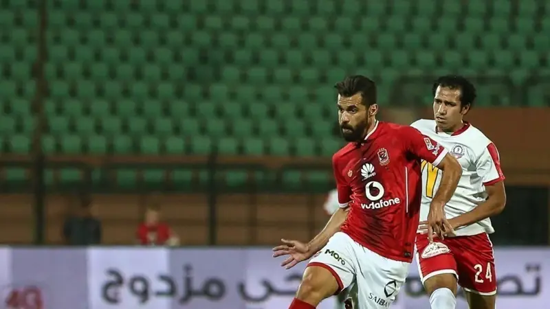 النادي الأهلي المصري يكشف عن "عروض ضخمة" للسعيد وموقفه من ضم لاعب الزمالك