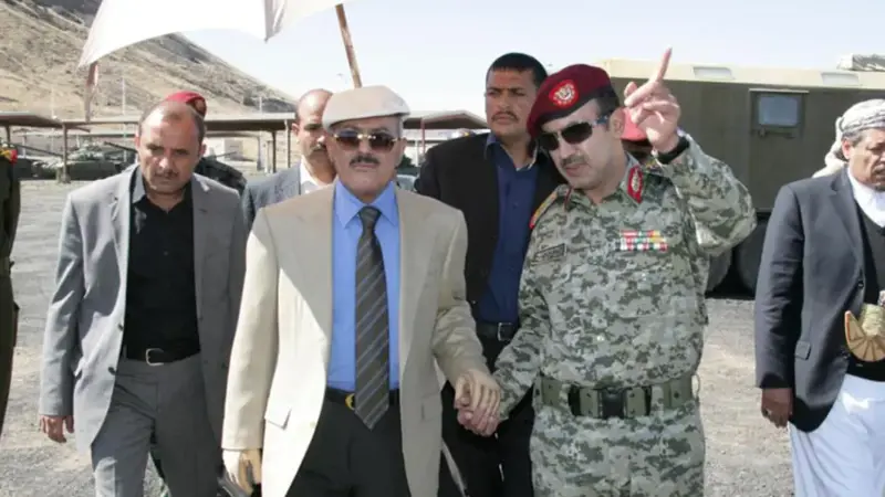 "فيلا" لنجل صالح تشعل اشتباكات ضارية في عدن