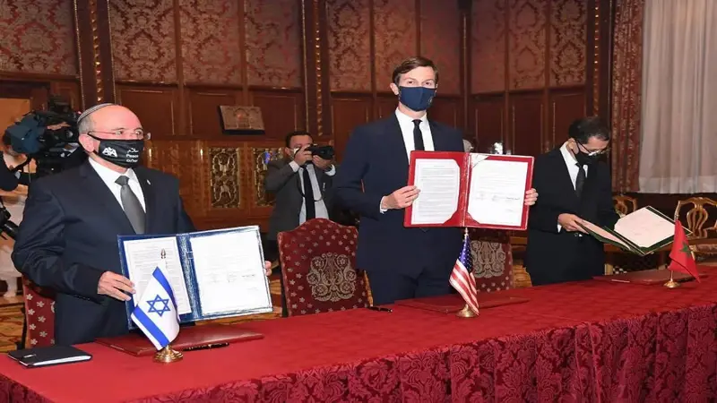 "جون آفريك": تطبيع العلاقات مع إسرائيل "يُمزق" حزب العدالة والتنمية الحاكم في المغرب‎
