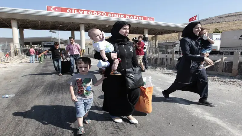 مكتب حاكم إسطنبول: تركيا أبعدت أكثر من 6000 سوري من المدينة
