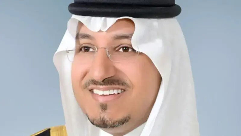 آخر ظهور للأمير منصور بن مقرن نائب أمير عسير قبل وفاته بتحطم طائرة (فيديو)