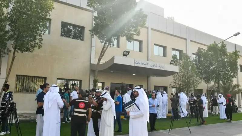 "الجنايات" الكويتية تأمر بالقبض على 12 متهما في قضية "فرعية بني غانم"
