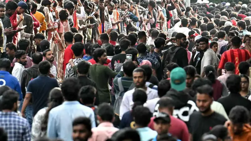 11 قتيلاً في حادثة تدافع خلال احتفال في الهند (فيديو)