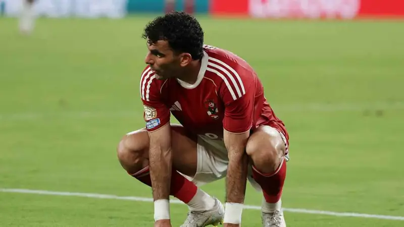 الكل التف حوله.. رد فعل زيزو بعد التعادل أمام بورتو (فيديو)