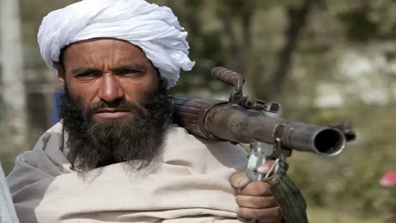 عائلة الملا عمر ترفض مبايعة القائد الجديد لطالبان