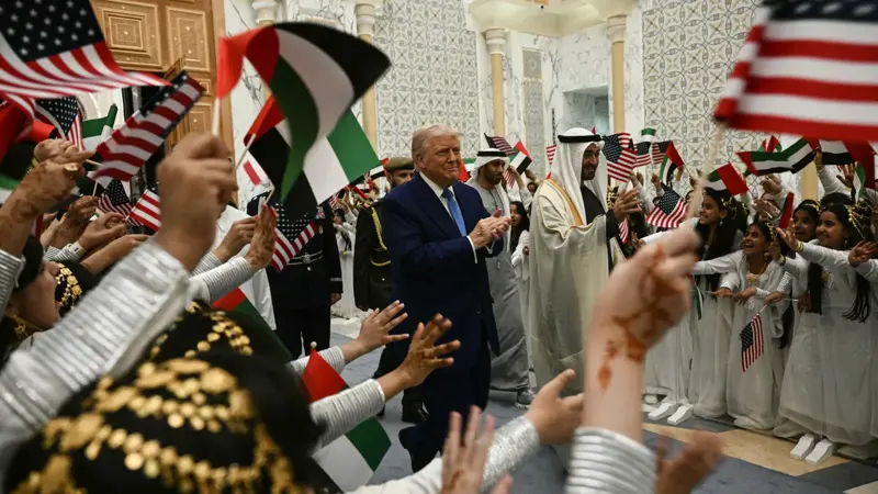 مراسم استقبال رسمية لترامب في "قصر الوطن" بأبوظبي (فيديو)