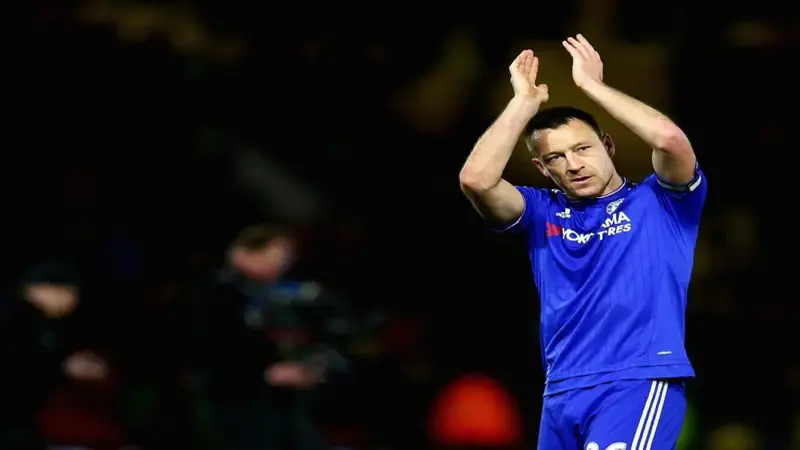 رسميًا.. جون تيري قائد تشيلسي ومنتخب إنجلترا السابق يعتزل كرة القدم (صورة)