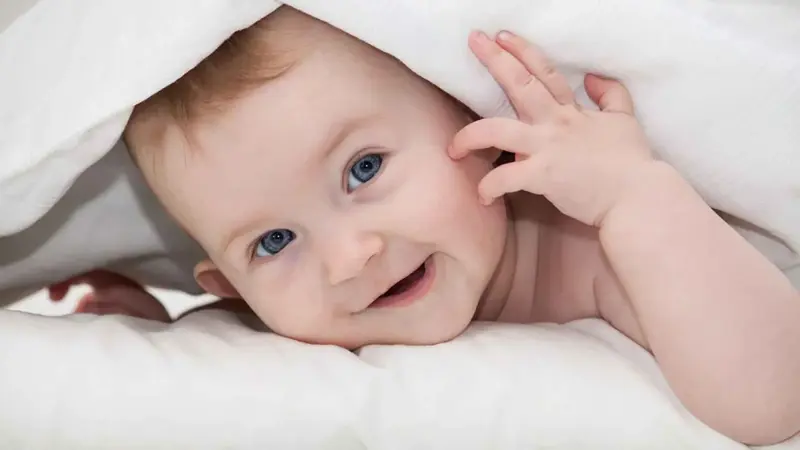 انخفاض معدلات المواليد.. الهواتف الذكية في قفص الاتهام
