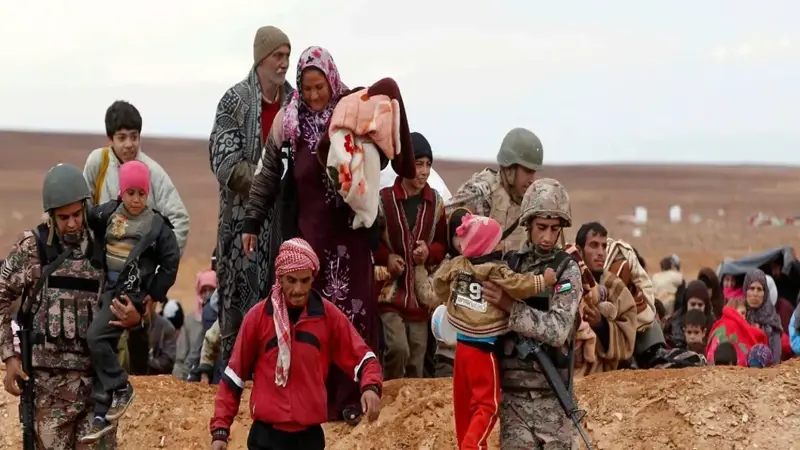 ألف لاجئ سوري يعودون من الأردن لبلدهم شهريًا بعد اتفاق عمان