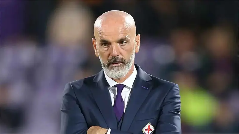 رسميًا.. بيولي يعود لقيادة فيورنتينا لمدة 3 سنوات