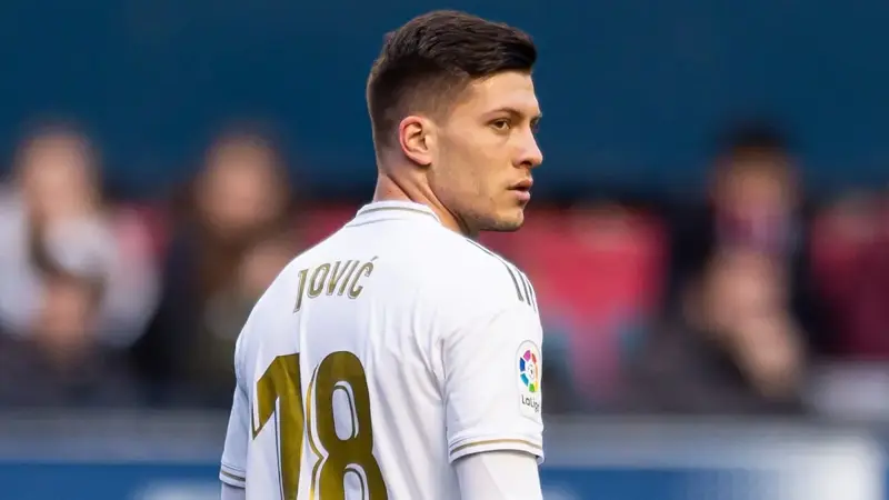 لوكا يوفيتش مهاجم ريال مدريد ينجو من السجن