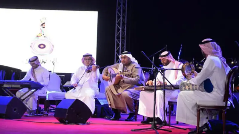 السعودية تتحول بهدوء لقِبلة فنية عالمية