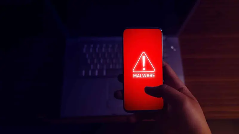 قد تكلّفك حسابك البنكي وبياناتك.. احذر هذه التطبيقات