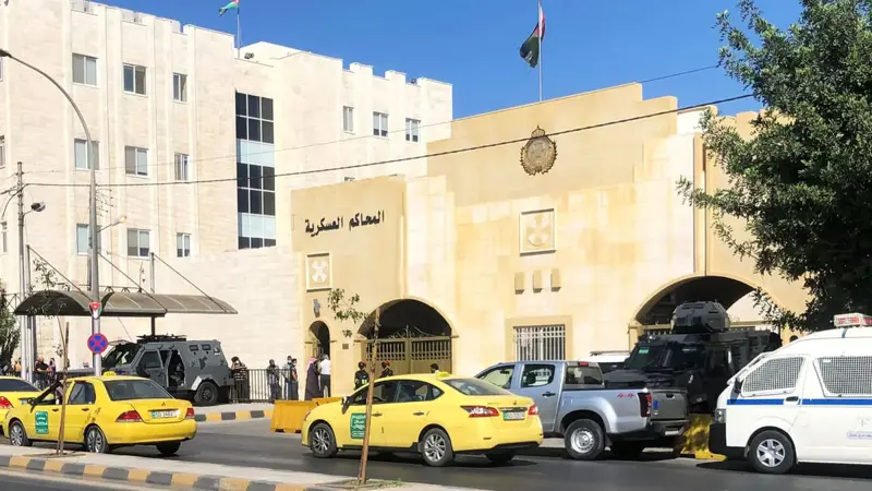 عوض الله والشريف حسن ينفيان تهم التحريض على زعزعة استقرار الأردن