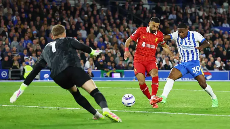 محمد صلاح يطيح بـ"الحذاء الذهبي" (فيديو)
