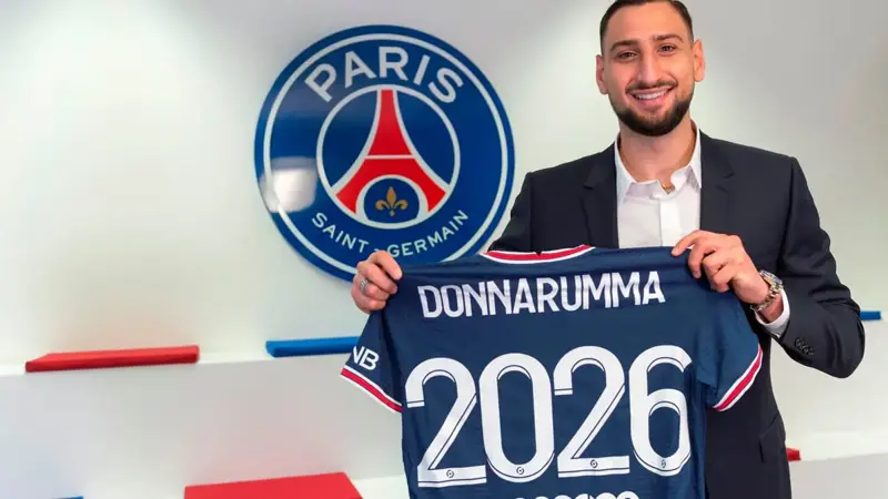 رسميًا: دوناروما ينضم إلى باريس سان جيرمان بعقد يمتد حتى 2026